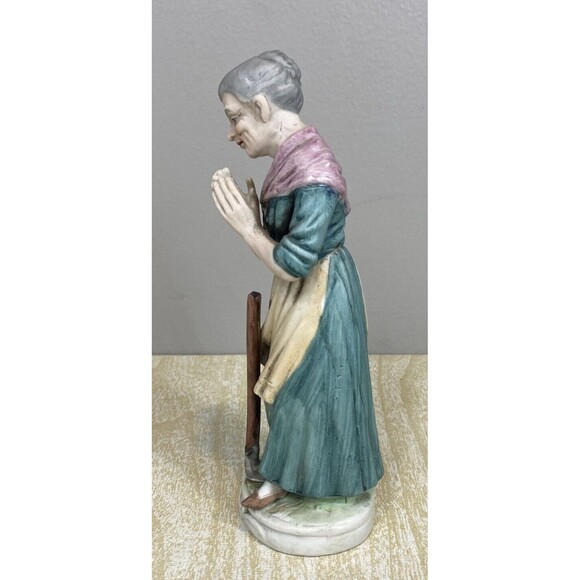 Homco Porcelain Hand Painted Bisque 8" Elderly Woman Praying Figurine 8110 - Picture 4 of 6